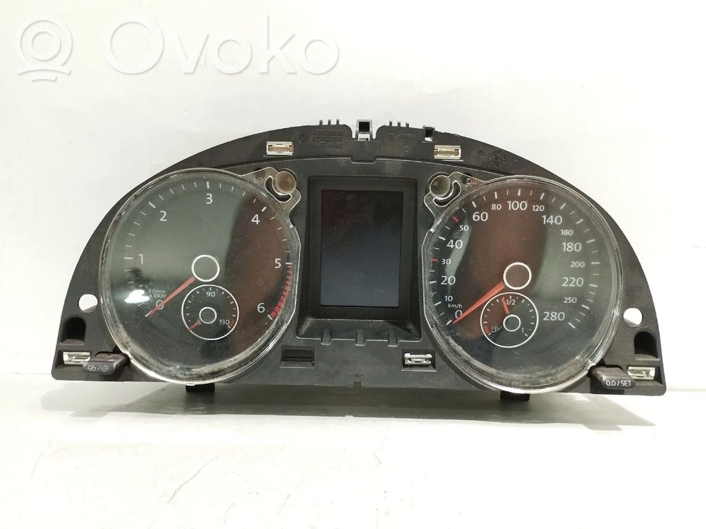 Geschwindigkeitsmesser Cockpit   3C8920870Q