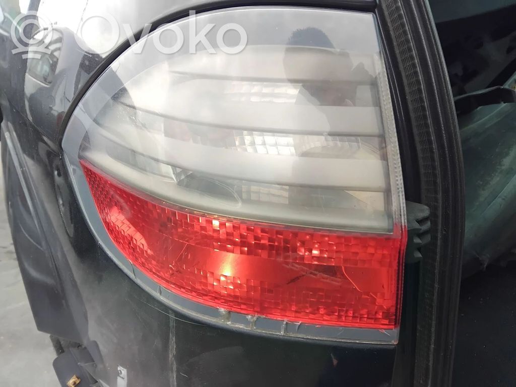 Ford S-MAX Takaluukun takavalot 