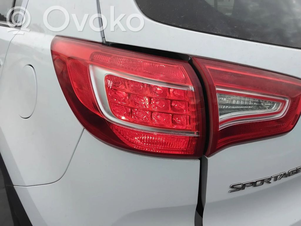 KIA Sportage Lampy tylnej klapy bagażnika 
