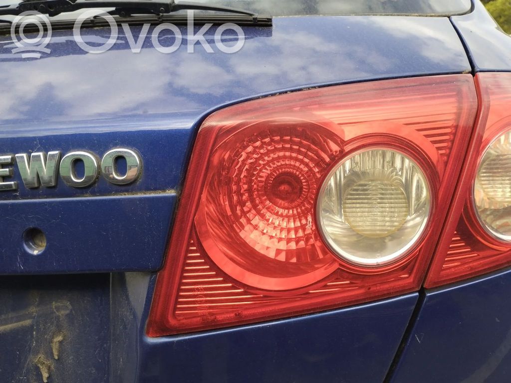 Daewoo Lacetti Lampă spate în capacul portbagajului 