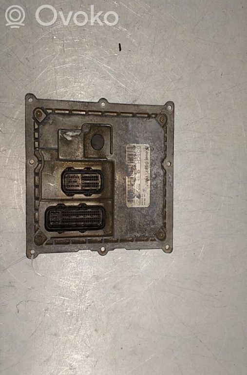 Unidad de control/módulo del motor   0003107V007,0261205005,BOSCH