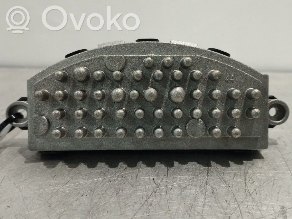 Przekaźnik dmuchawy   5Q0907521C,T33443BA