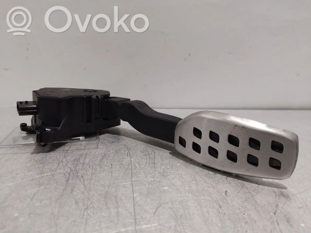 Accelerator throttle pedal   180022409R