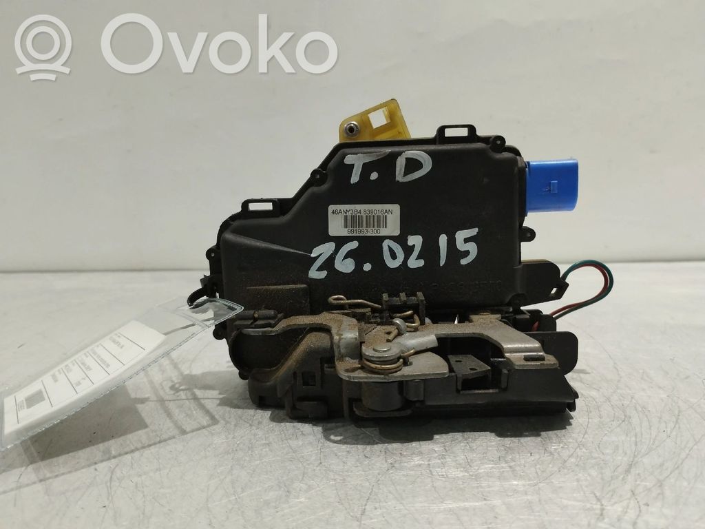 Volkswagen Polo IV 9N3 Încuietoare ușă spate 