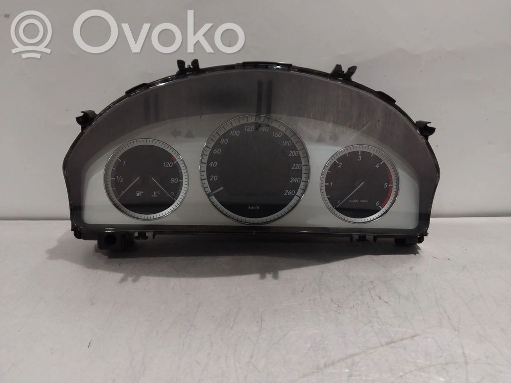 Mercedes-Benz C W204 Tachimetro (quadro strumenti) 