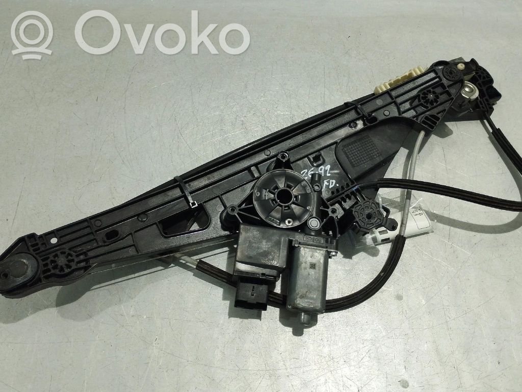 Peugeot 3008 II Macara geam față fără motor 