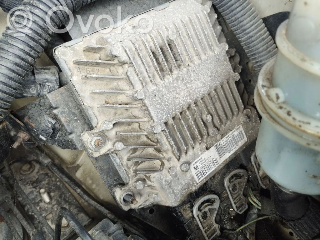 Moottorin ohjainlaite/moduuli   9665100380,9661842180,SID803A