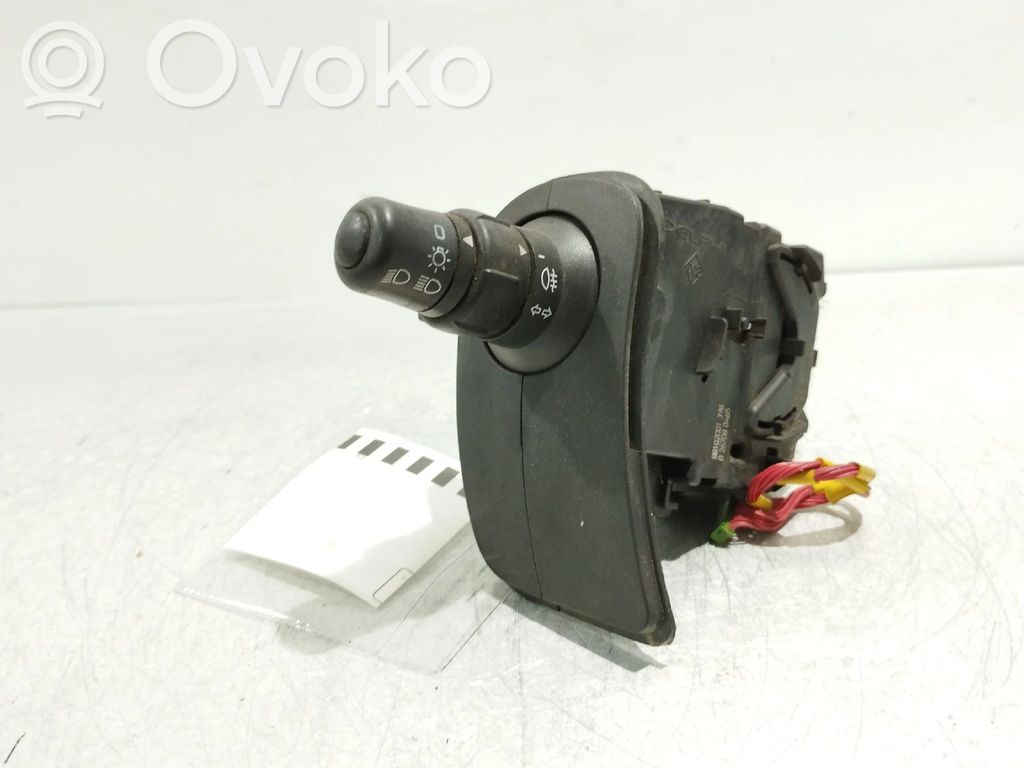 Leva/interruttore dell’indicatore di direzione e tergicristallo   88102001398