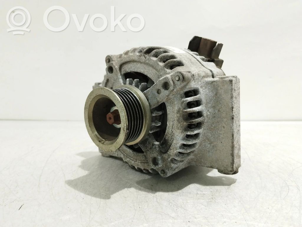Opel Insignia B Generator/alternator 