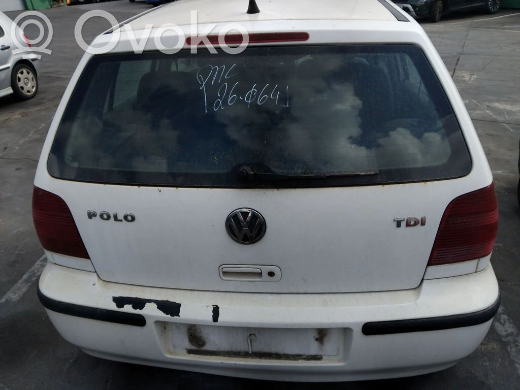 Volkswagen Polo III 6N 6N2 6NF Couvercle de coffre 
