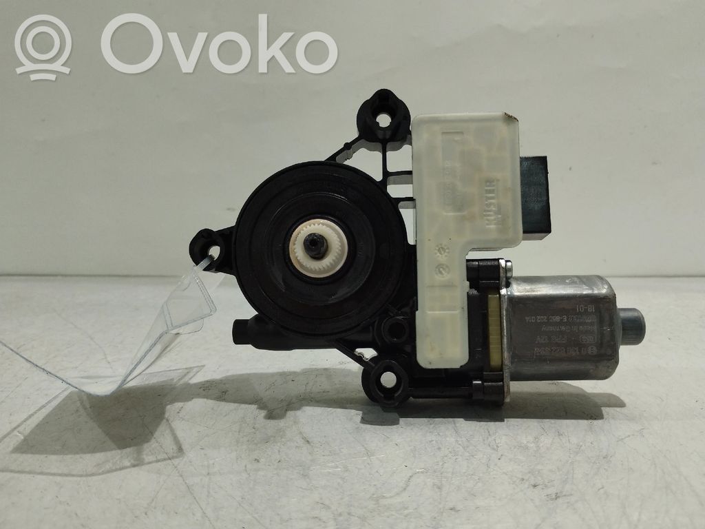 Audi Q2 - Moteur de lève-vitre de porte arrière 