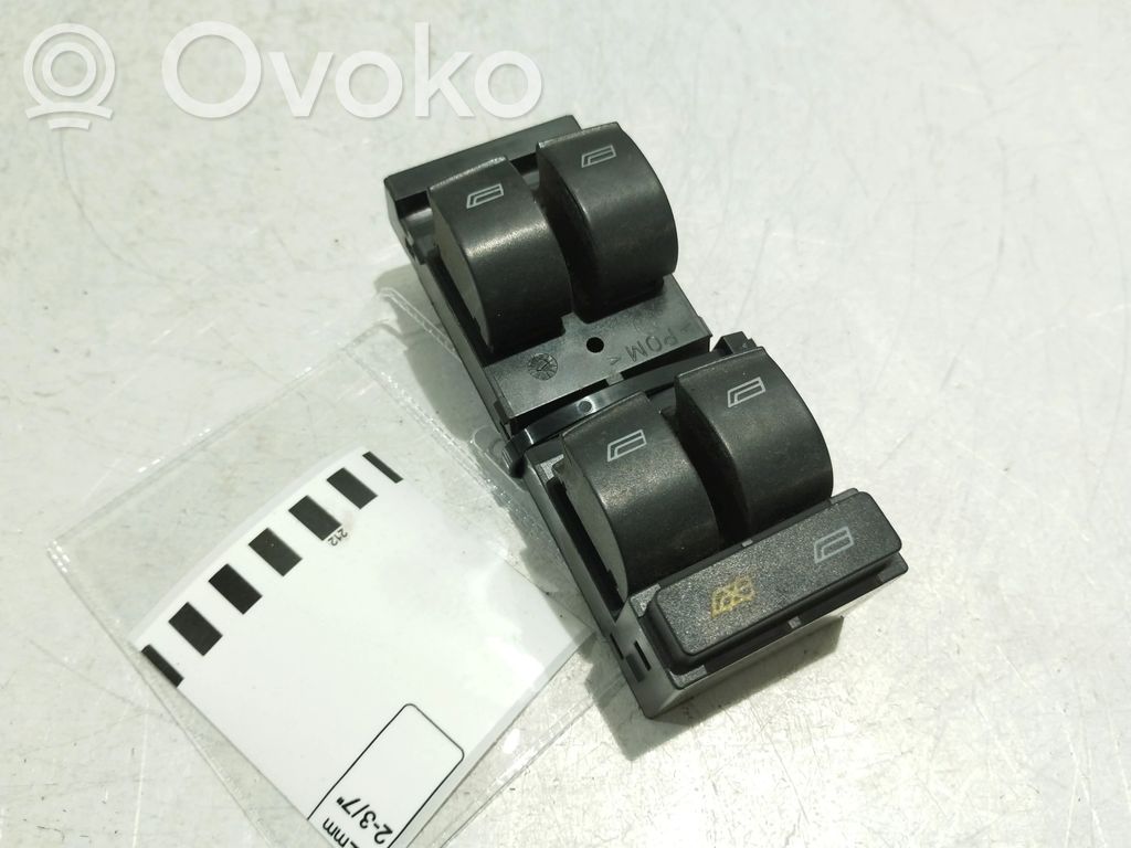 Interruptor del elevalunas eléctrico   4B0959851
