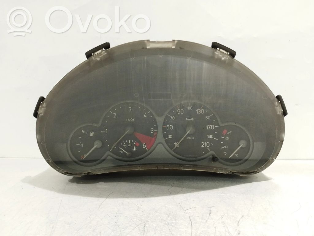Peugeot 206 Geschwindigkeitsmesser Cockpit 
