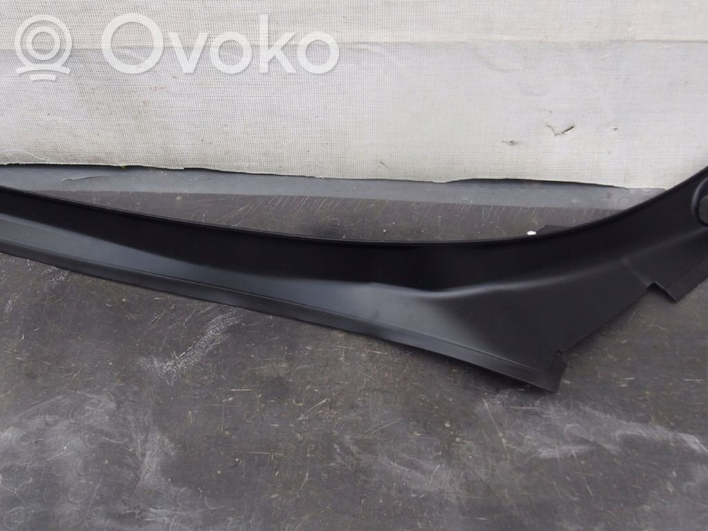 Tesla Model X Tailgate trim 