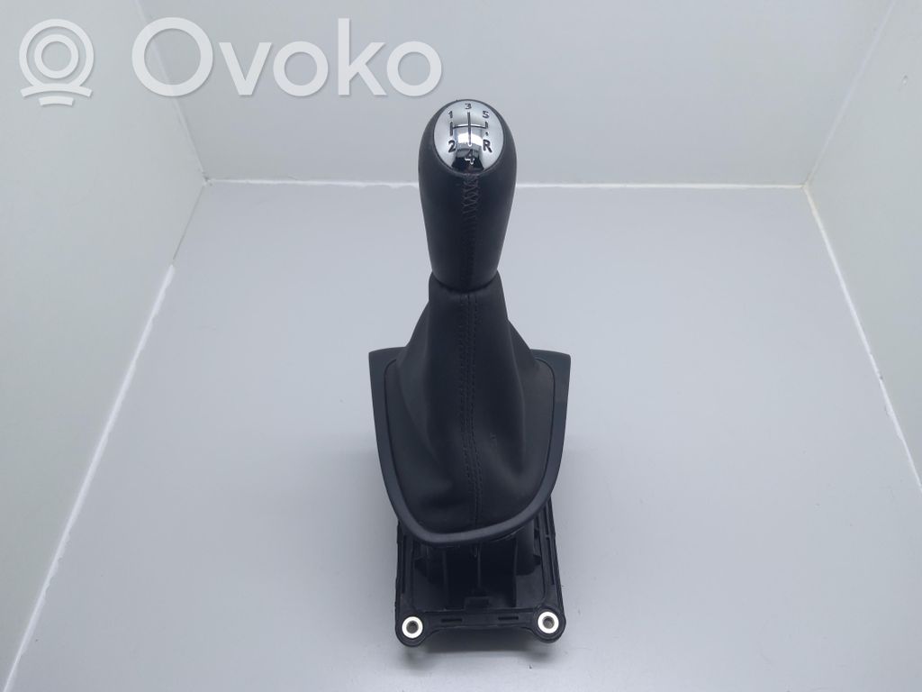 Renault Captur Lewarek zmiany biegów / górny 