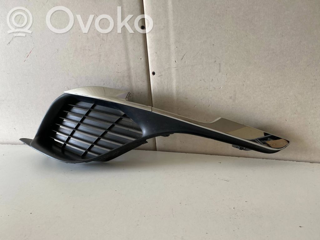 Peugeot 308 Front bumper lower grill 