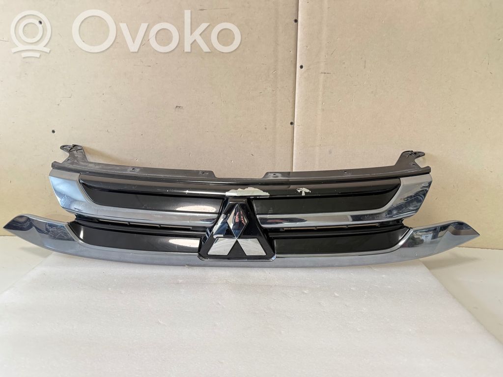 Mitsubishi Outlander Etusäleikkö 