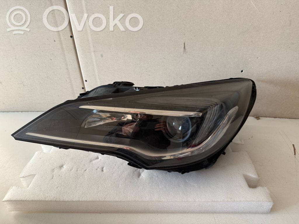 Opel Astra K Headlight/headlamp 