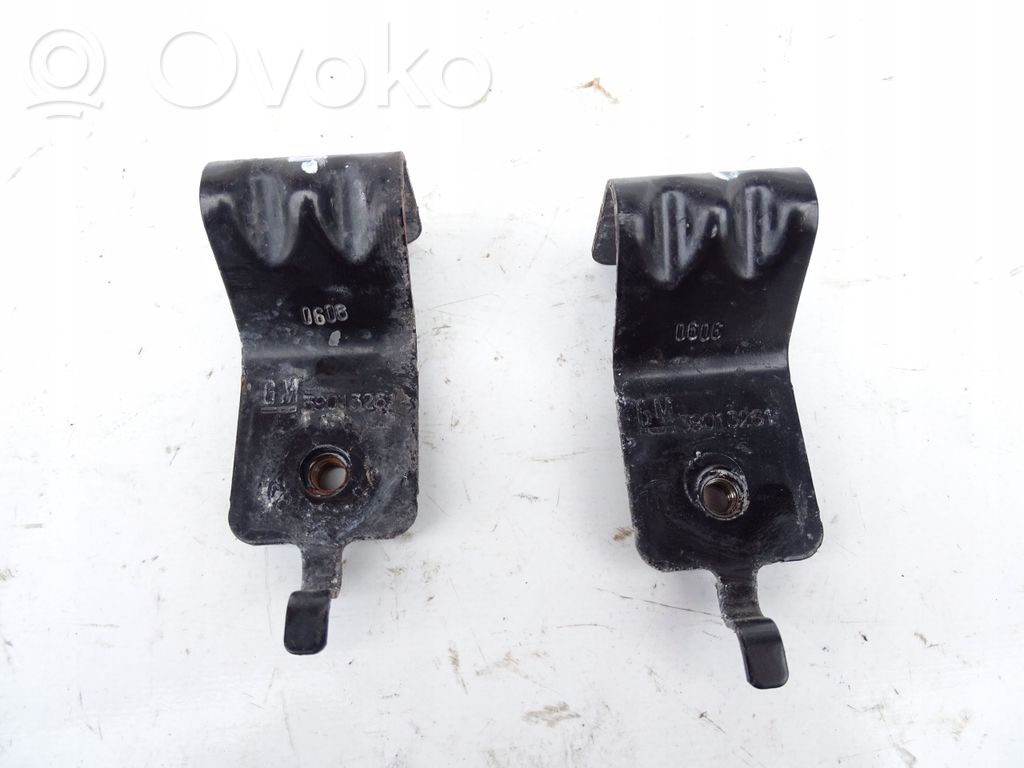 Opel Astra K Takaluukun/tavaratilan sarana 