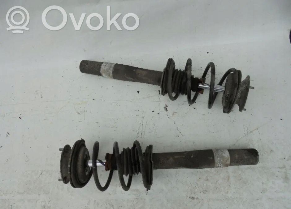 BMW 5 E60 E61 Amortyzator osi tylnej ze sprężyną 