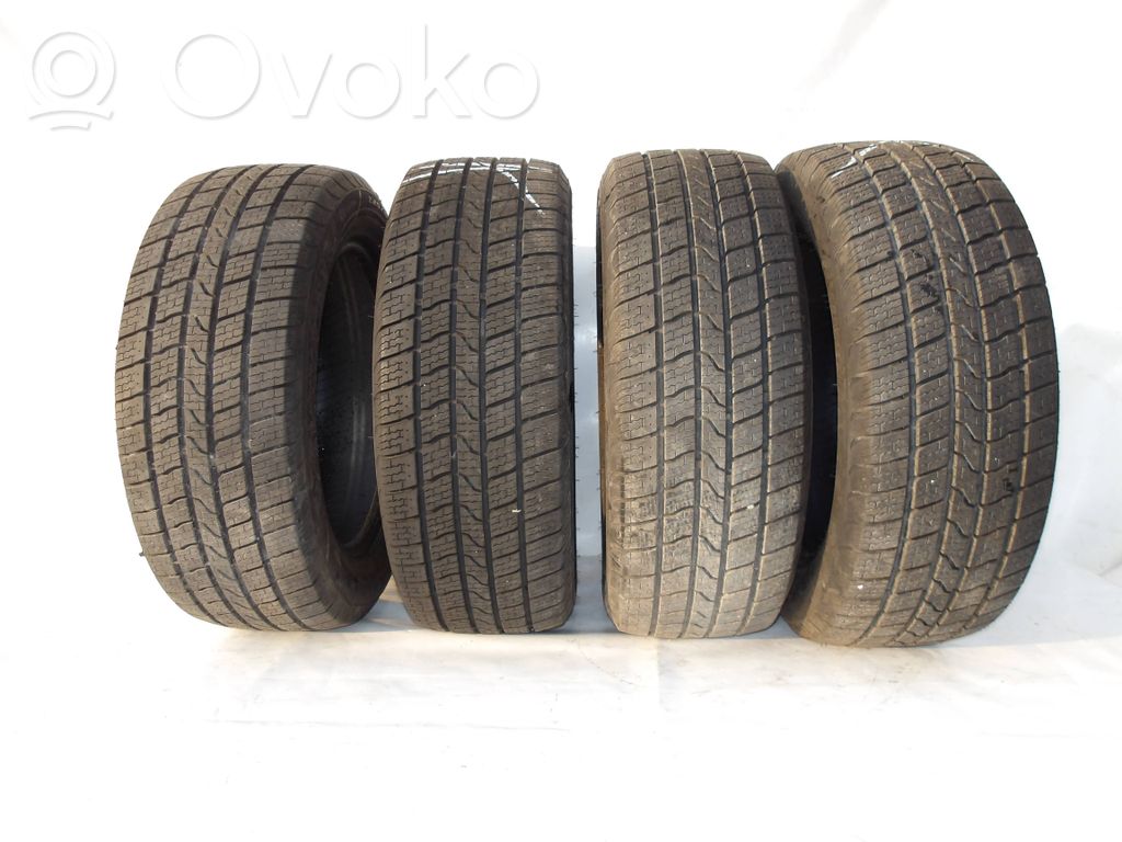 Neumático de verano R17   33333333