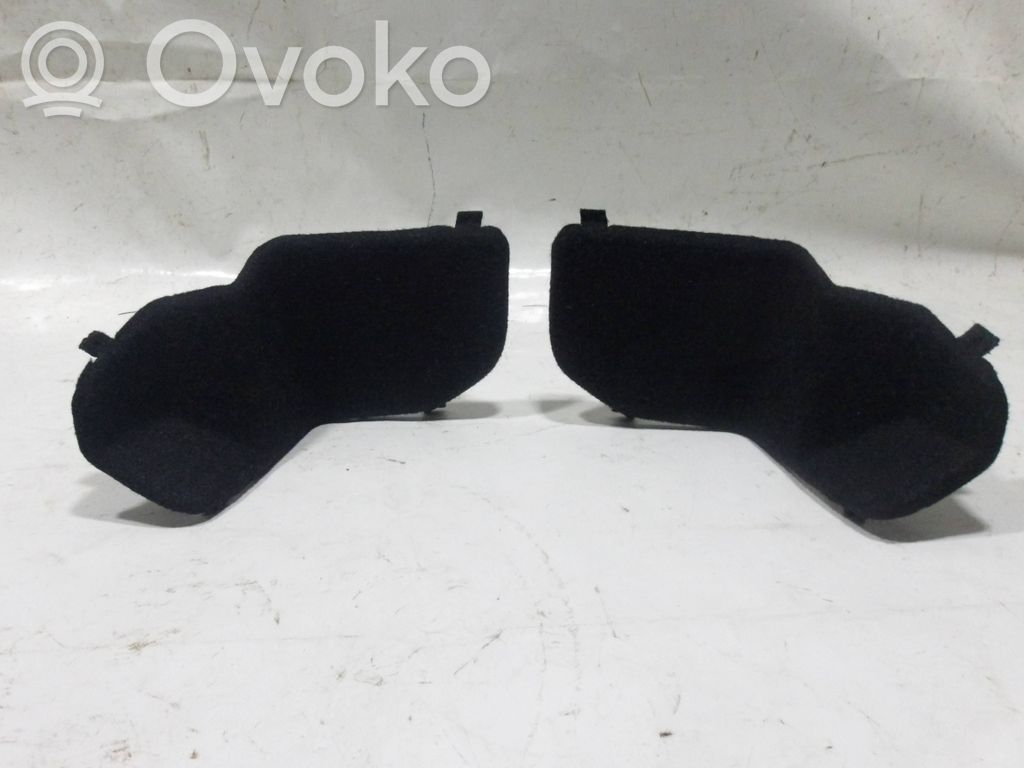 Tailgate/boot lid cover trim   1X1