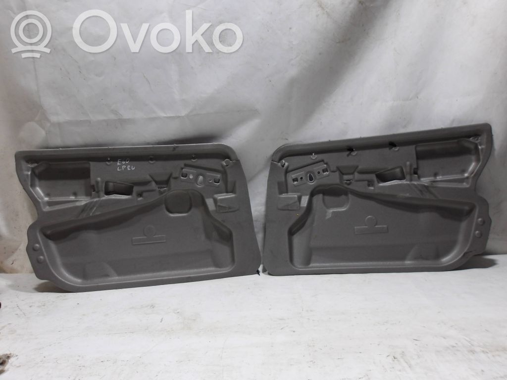 BMW 5 E60 E61 Kita salono detalė 