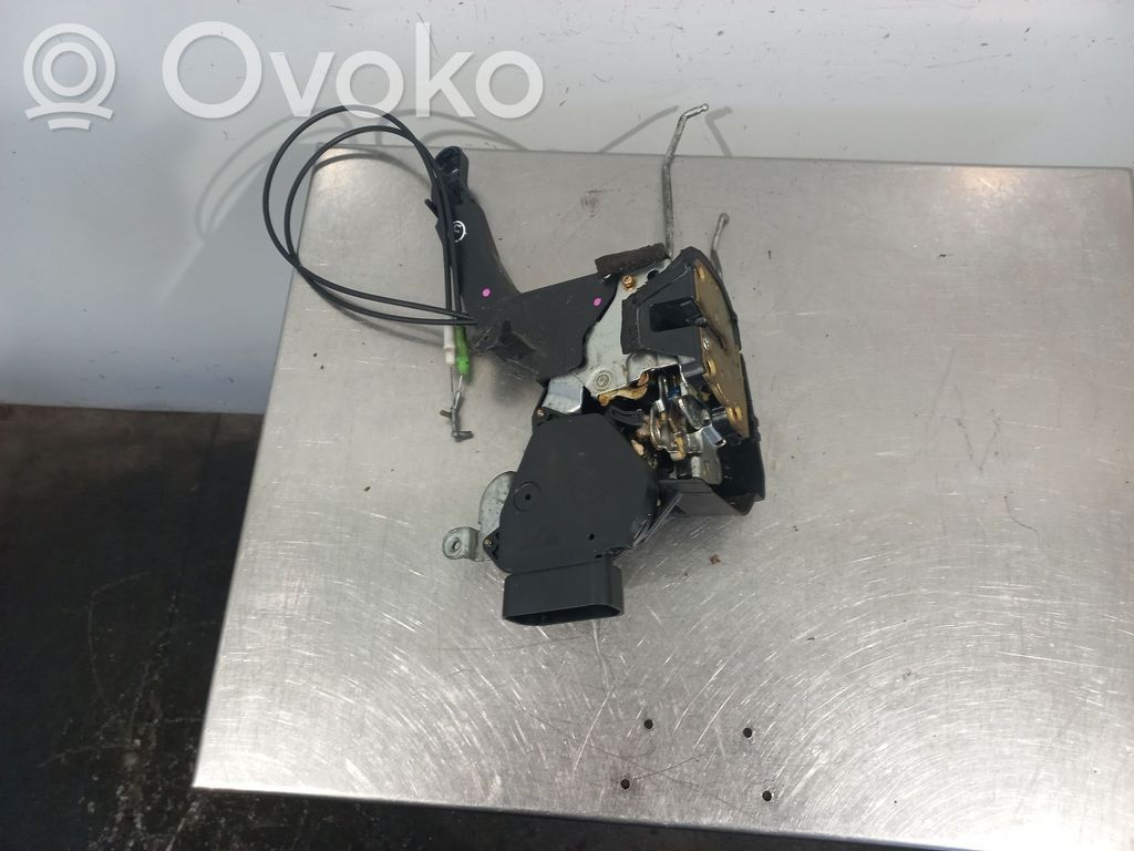 Toyota RAV 4 (XA20) Front door lock 