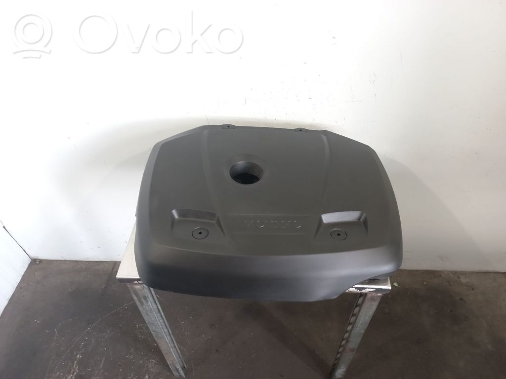 Volvo V40 Engine cover (trim) 