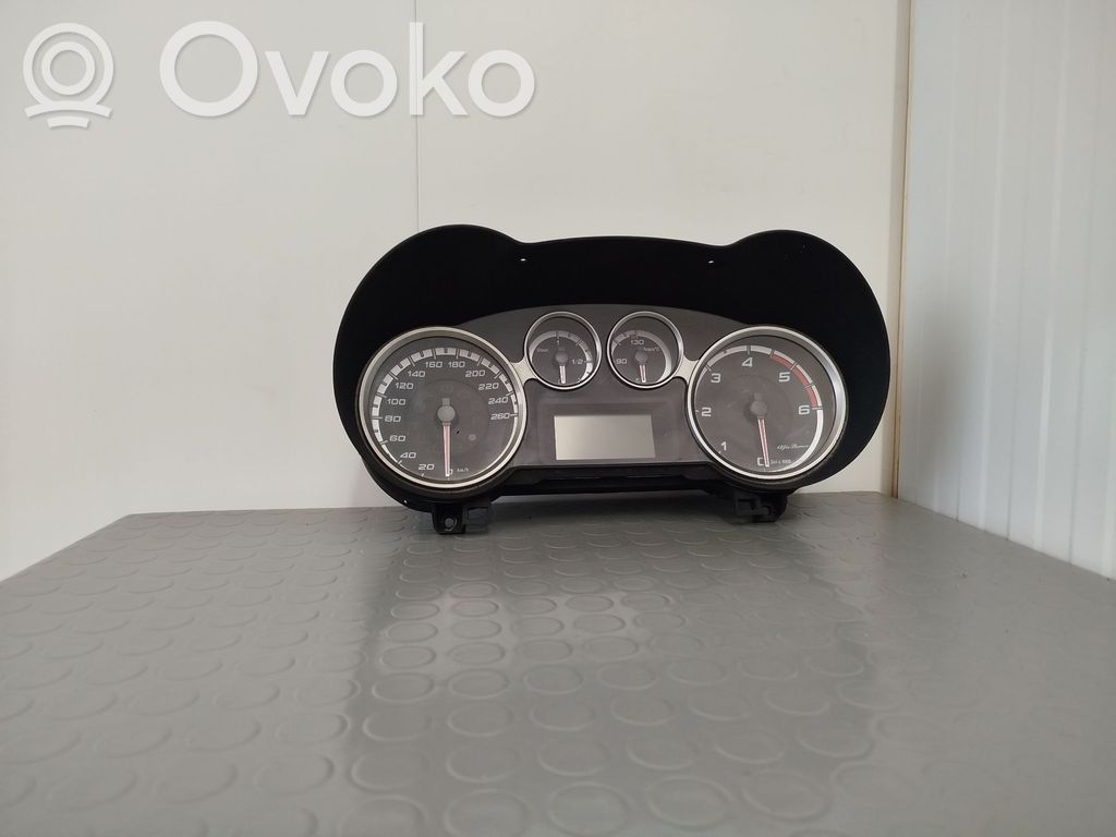 Alfa Romeo Mito Velocímetro (tablero de instrumentos) 
