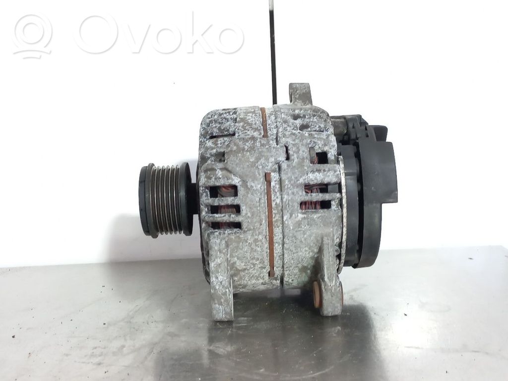 Alternador   8200390675