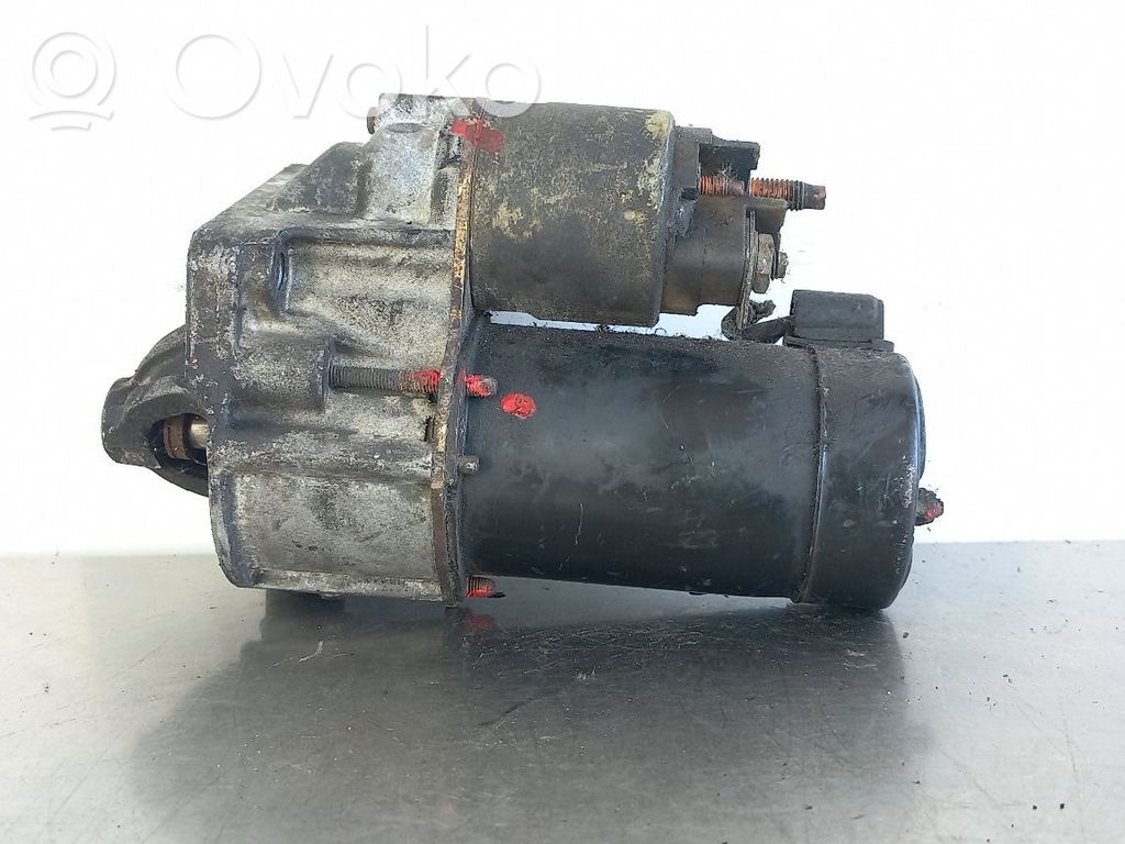 Starteris   D6RA104