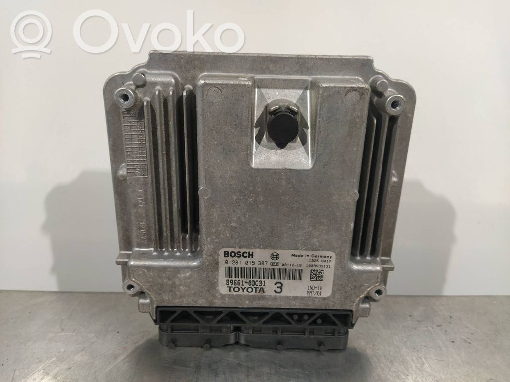 Toyota Yaris Engine control unit/module 