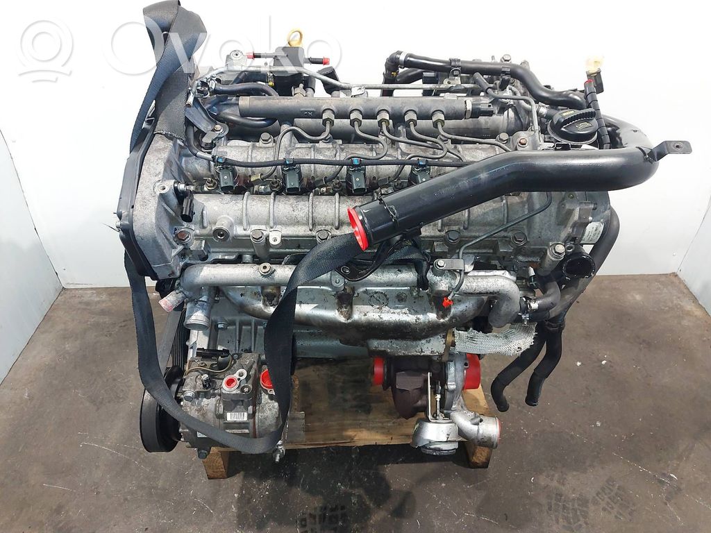 Engine   841H000,218458KMS
