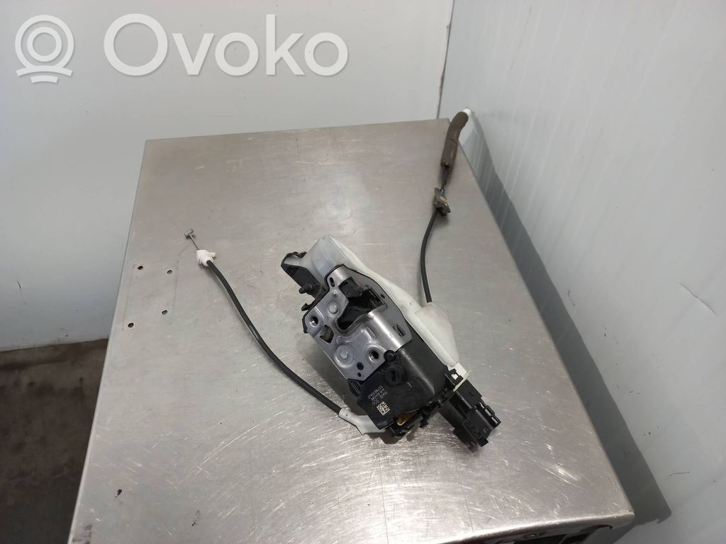Citroen C3 Priekšpusē slēdzene 