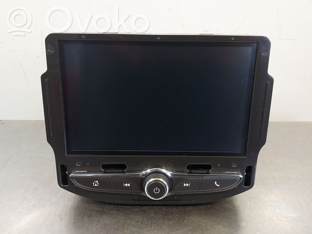 Opel Corsa E Radio/CD/DVD/GPS head unit 