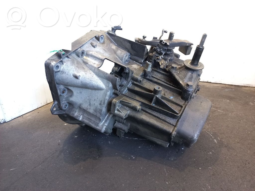 Peugeot 406 Scatola del cambio manuale a 5 velocità 