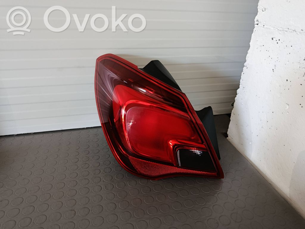 Rear/tail lights   39068622