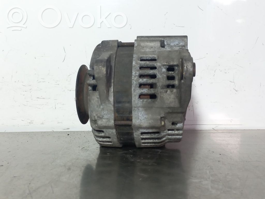 Nissan Almera N16 Generator/alternator 