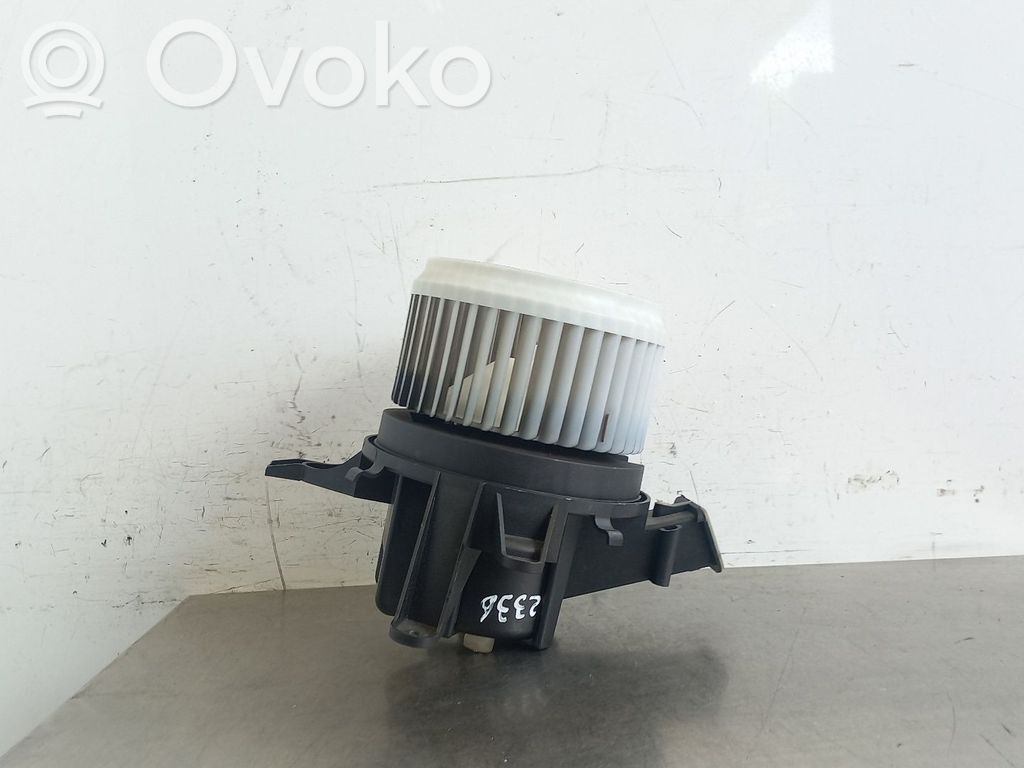 Fiat 500X Mazā radiatora ventilators 