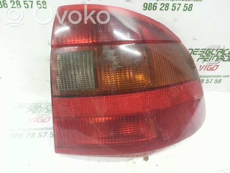 Opel Astra F Rückleuchte Heckleuchte 