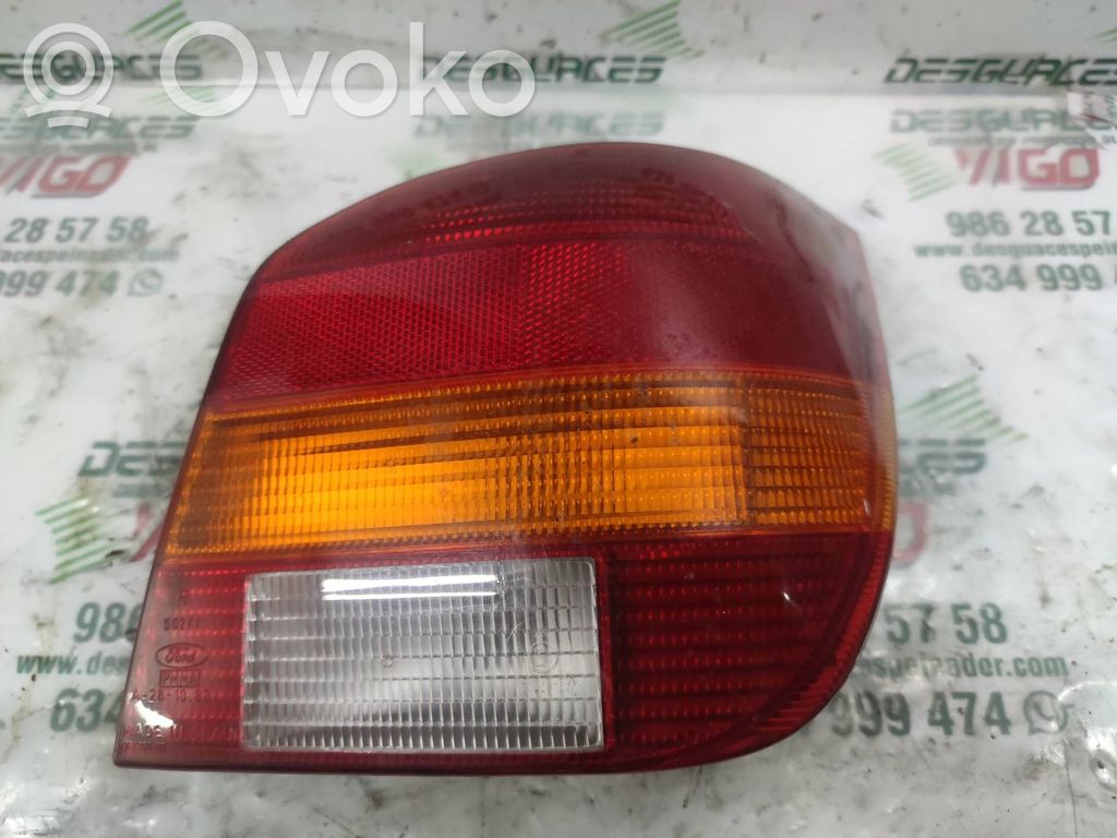 Ford Fiesta Galinis žibintas kėbule 