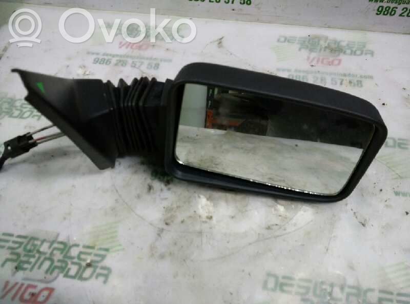 Peugeot 309 Side car body part 