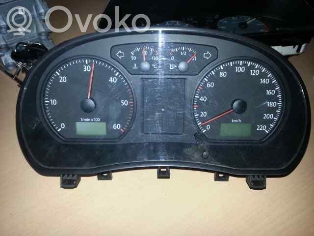 Volkswagen Golf V Alte piese panou de bord 