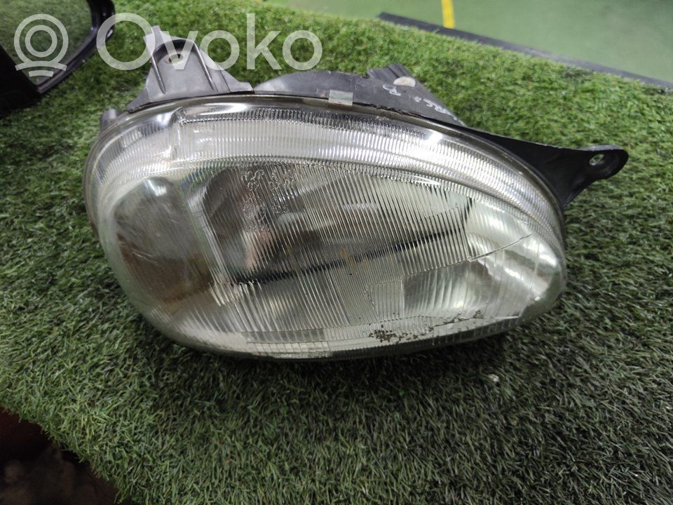 Opel Combo B Lampa przednia 
