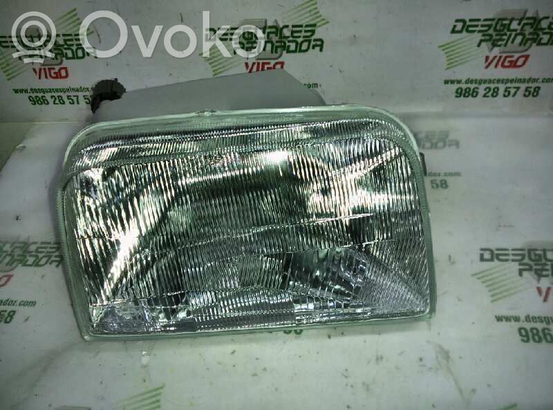 Renault Rapid Phare frontale 