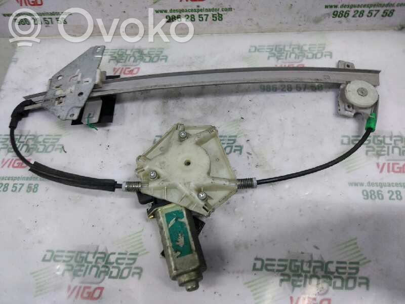 Volvo S40, V40 priekšējo durvju stikls (četrdurvju mašīnai) 