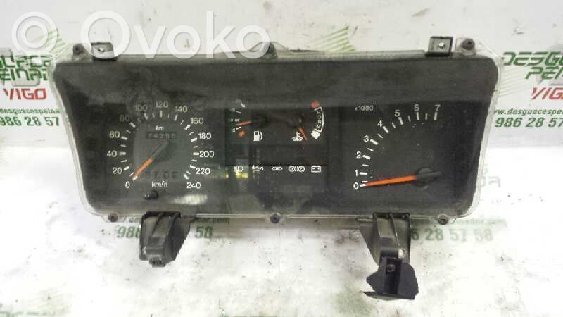 Ford Sierra Kitas prietaisų skydelis 