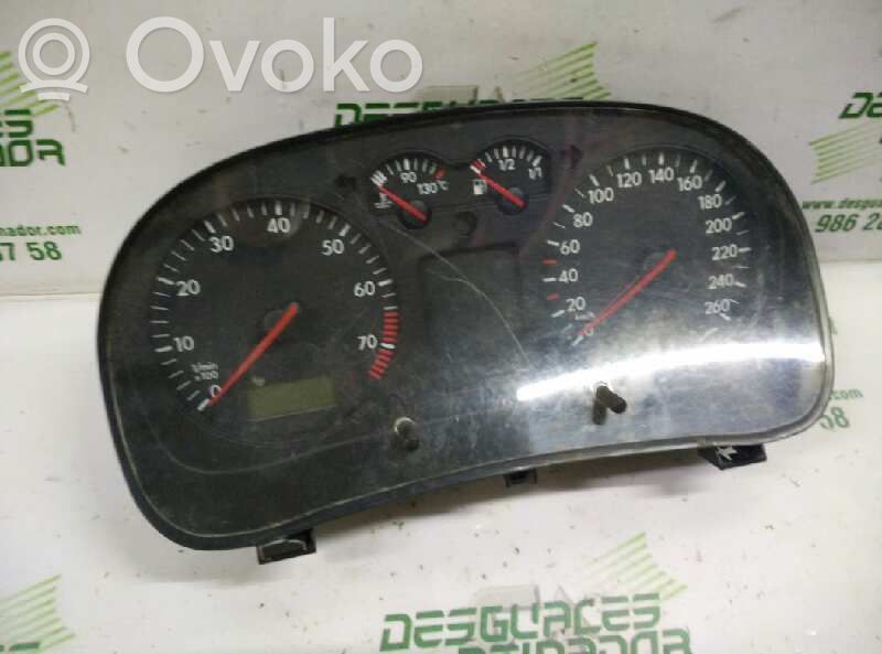 Volkswagen Golf IV Otros del panel de instrumentos 