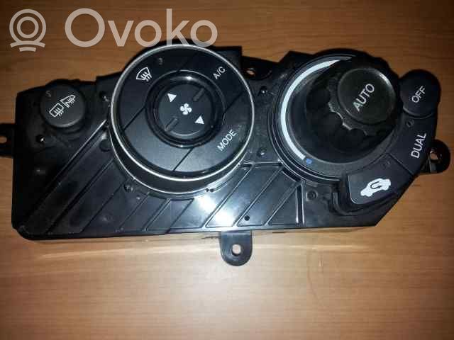 Honda Civic Climate control/heater control trim 